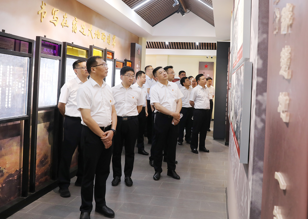 知敬畏、守清廉！宿迁千亿国际集团开展廉政警示教育活动